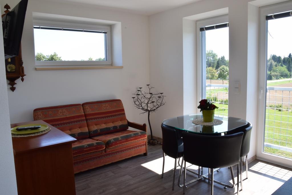 Penzion Na Samotach Apartment Jindrichuv Hradec Luaran gambar
