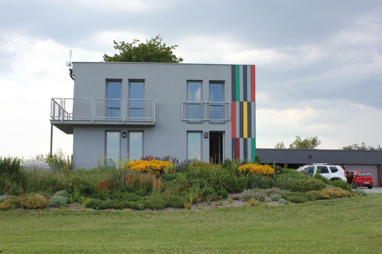 Penzion Na Samotach Apartment Jindrichuv Hradec Luaran gambar