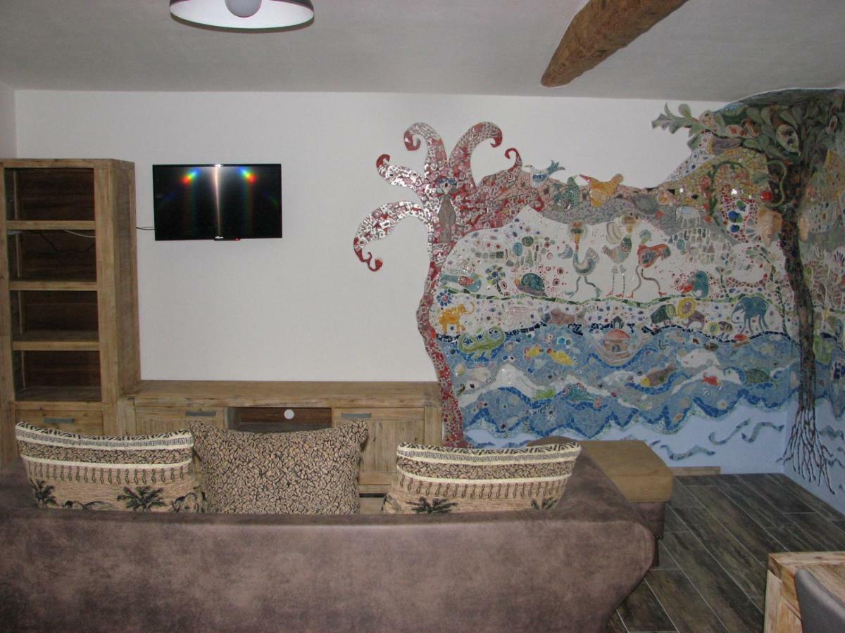 Penzion Na Samotach Apartment Jindrichuv Hradec Luaran gambar